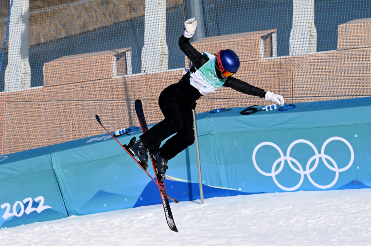 半岛体育注册-雷恩排名跳升，新季比赛业绩积极临场的简单介绍