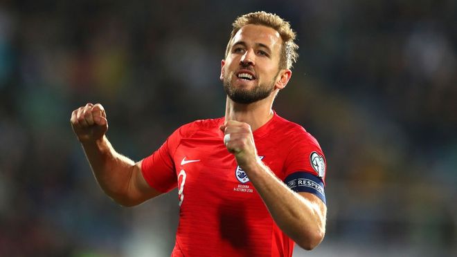 英格兰青年榜首,豪取突围一方的简单介绍 英格兰青年榜首,豪取突围一方的简单介绍