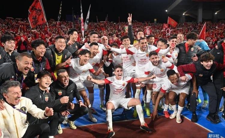 亚冠比赛即将开启，球迷热情等待的简单介绍