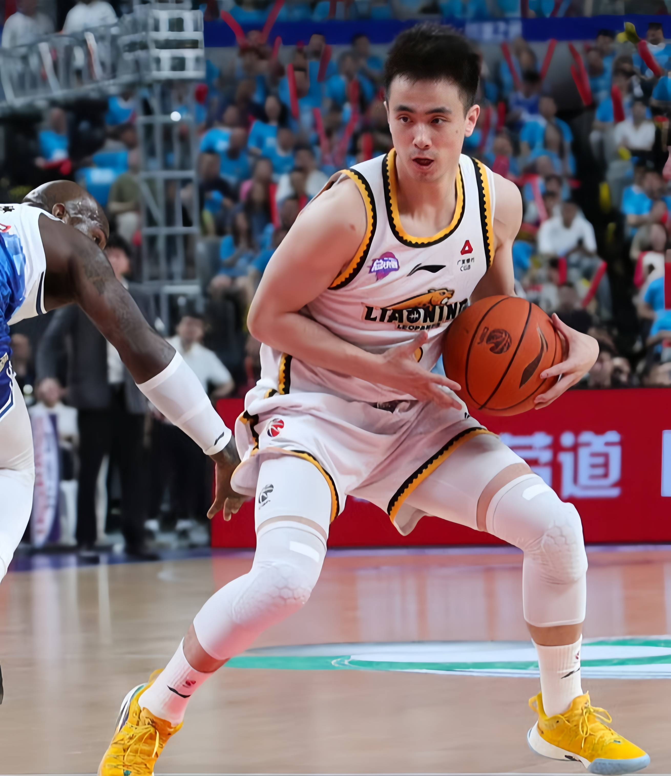 辽宁男篮客场胜利，实现大逆转